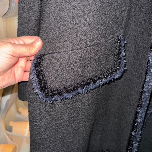 Cha new condition 13A long jacket size 40 FR - Picture 6 of 8